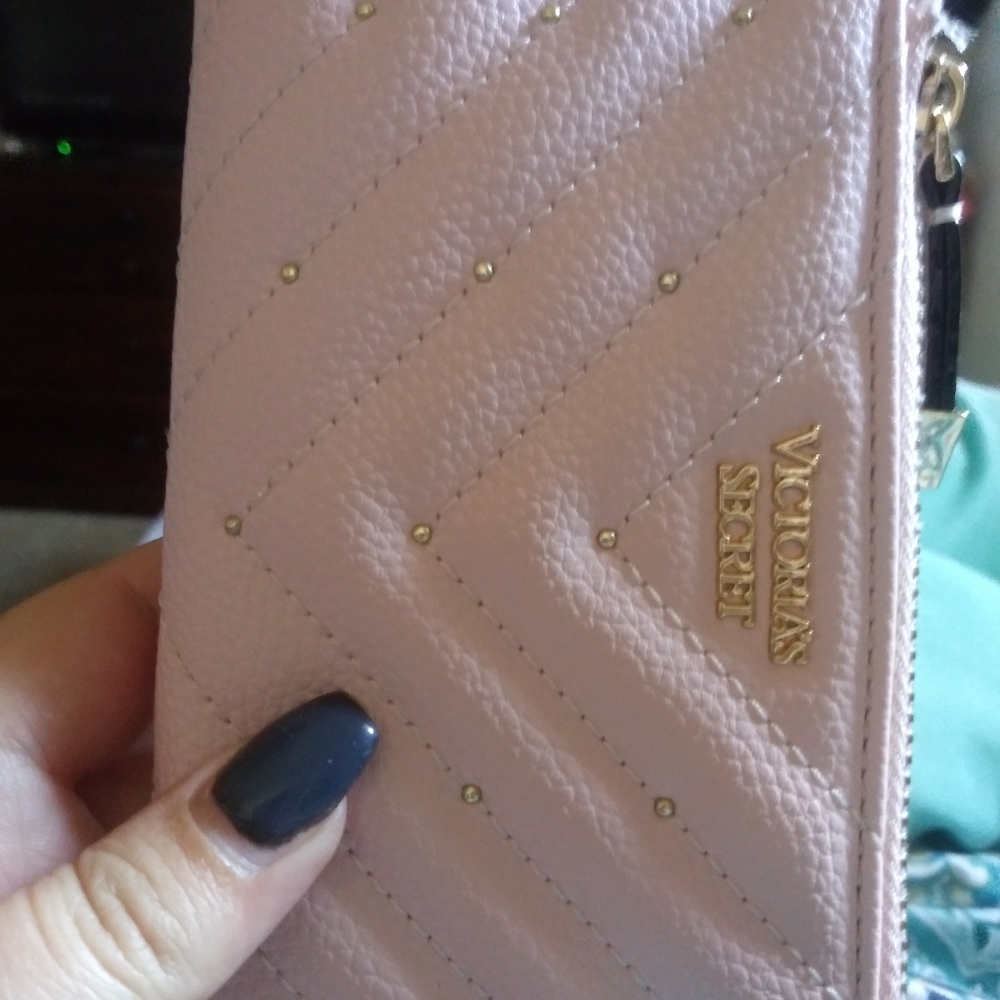 Vs wallet